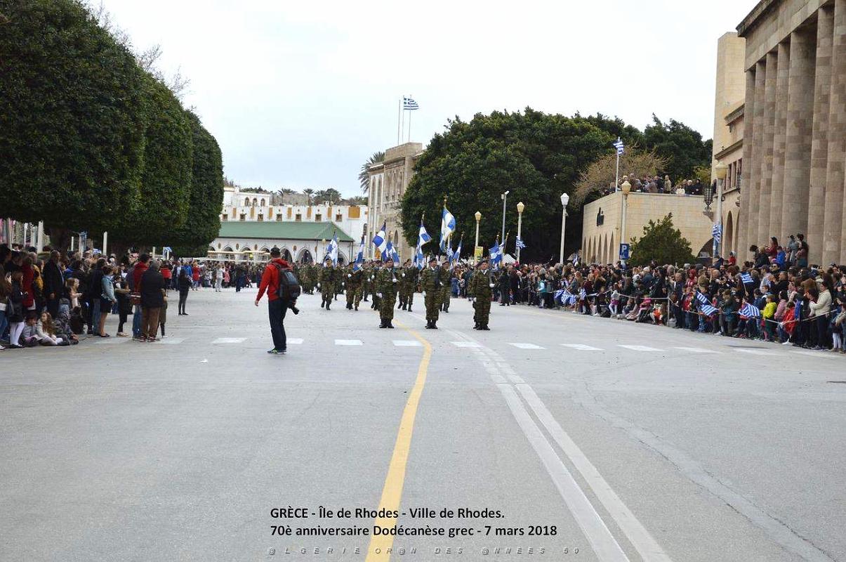 302- Rhodes- Defile Dodecanese grec.JPG